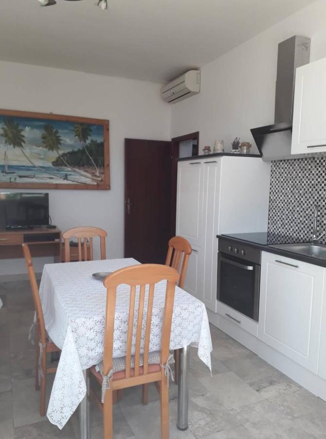 Apartment Senka Orebic Bagian luar foto