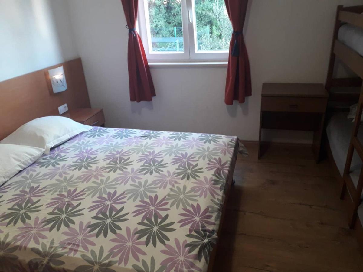 Apartment Senka Orebic Bagian luar foto