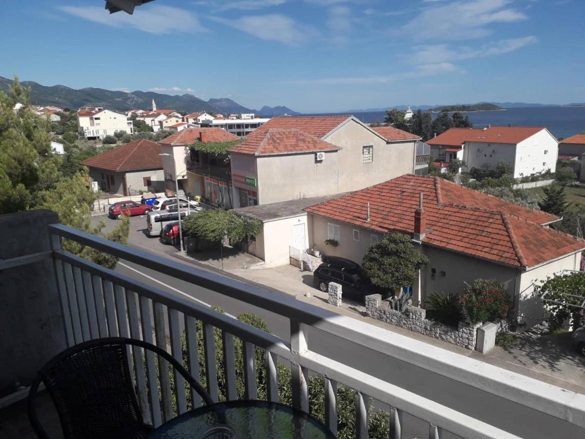 Apartment Senka Orebic Bagian luar foto